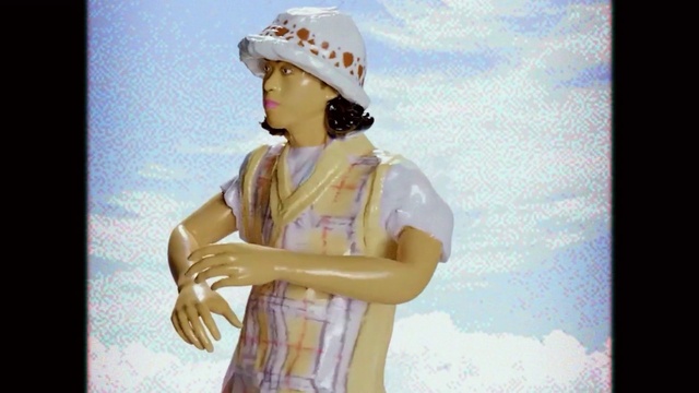 Video Reference: Sleeve, Flash photography, Gesture, Sky, People in nature, Happy, Cap, Fashion design, Rectangle, Art