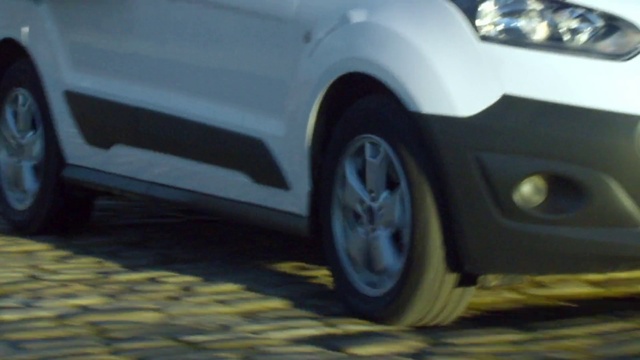 Video Reference: Wheel, Tire, Car, Vehicle, Automotive lighting, Automotive tire, Hood, Tread, Hubcap, Motor vehicle