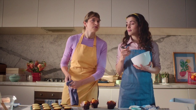 Video Reference: Purple, Tableware, Food, Dress, Countertop, Cooking, Fashion design, Event, T-shirt, Cuisine