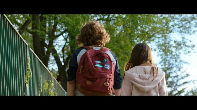 Video Reference: People in nature, Tree, Gesture, Happy, Leisure, Fun, Grass, Travel, Recreation, T-shirt