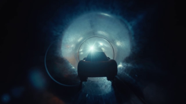Video Reference: Underwater diving, Water, Scuba diving, Automotive lighting, Underwater, Diving equipment, Divemaster, Gas, Personal protective equipment, Recreation