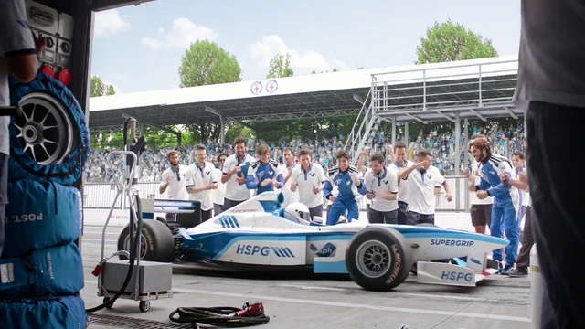 Video Reference: Tire, Wheel, Vehicle, Sky, Automotive tire, Automotive design, Car, Motor vehicle, Cloud, Automotive exterior