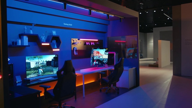 Video Reference: Furniture, Table, Chair, Personal computer, Television, Entertainment, Television set, Computer, Gadget, Desk