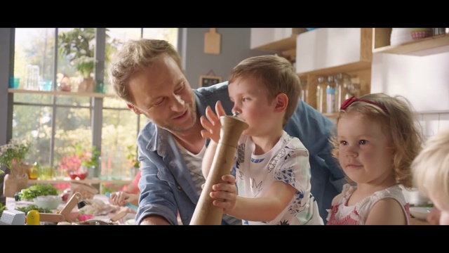 Video Reference: Plant, Happy, Gesture, Sharing, Leisure, Event, Fun, Child, Toddler, Tree