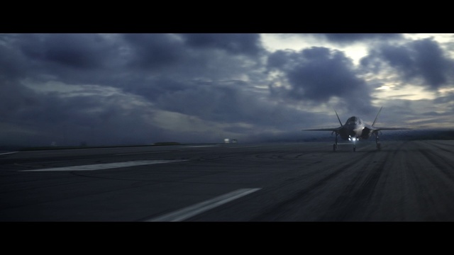 Video Reference: Cloud, Sky, Aircraft, Airplane, Aerospace manufacturer, Runway, Asphalt, Aviation, Cumulus, Air travel