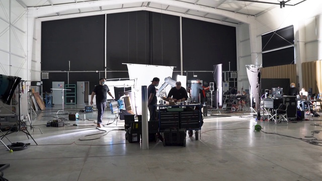 Video Reference: Automotive design, Building, Flooring, Engineering, Entertainment, Event, Hall, Musical instrument, Stage equipment, Machine