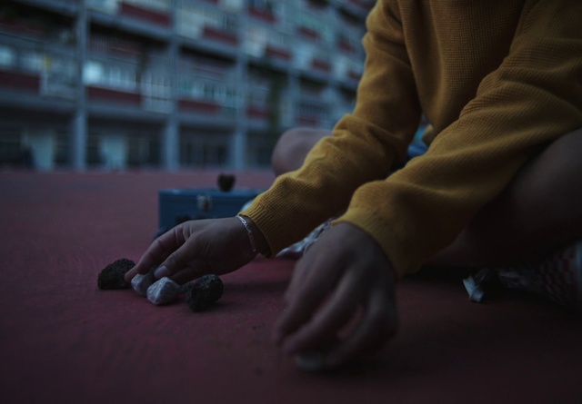 Video Reference: Hand, Sleeve, Gesture, Grey, Flooring, Finger, Wood, Window, Wrist, Blazer