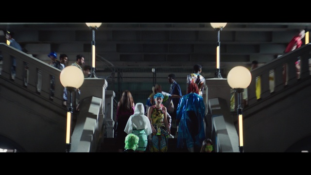 Video Reference: Event, Entertainment, Fun, Performing arts, Street light, Crowd, City, Darkness, Night, Room