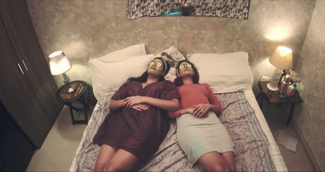 Video Reference: Furniture, Comfort, Smile, Flash photography, Lamp, Textile, Couch, Pillow, Thigh, Bed