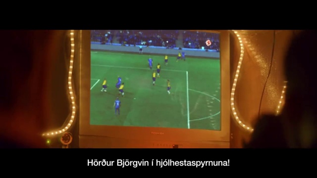 Video Reference: Soccer, Player, Display device, Font, Rectangle, Ball game, Sports equipment, Football, Gadget, Electronic device