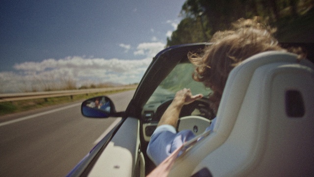 Video Reference: Automotive side-view mirror, Cloud, Sky, Mirror, Hand, Car, Vehicle, Motor vehicle, Automotive mirror, Automotive lighting