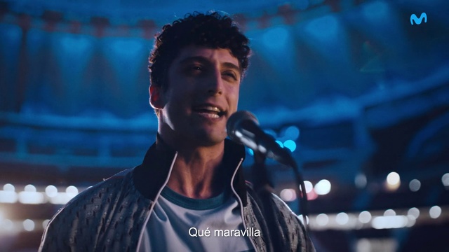 Video Reference: Microphone, Musician, Music artist, Music, Entertainment, Public address system, Performing arts, Audio equipment, Concert, T-shirt