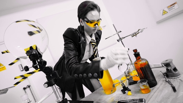 Video Reference: Bottle, Yellow, Engineering, Eyewear, Safety glove, Personal protective equipment, Workwear, Lego, Machine, Science