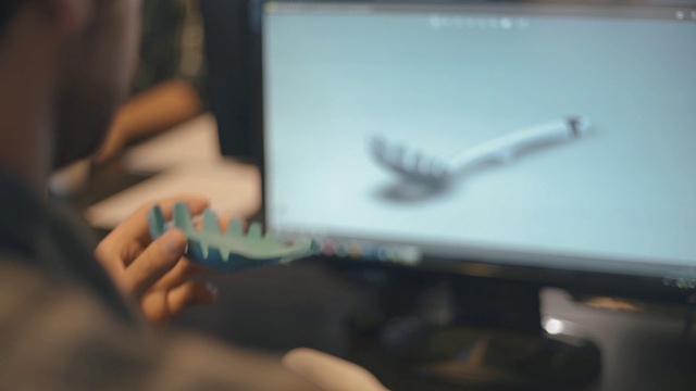 Video Reference: Hand, Personal computer, Computer, Gesture, Finger, Font, Thumb, Gadget, Nail, Wrist