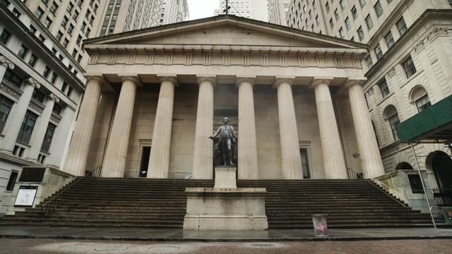 Video Reference: Building, Property, Window, Style, Sculpture, Statue, Stairs, Symmetry, Facade, Column