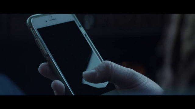 Video Reference: Hand, Mobile phone, Telephony, Mobile device, Communication Device, Portable communications device, Gesture, Finger, Thumb, Gadget