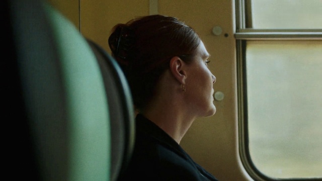 Video Reference: Shoulder, Window, Jaw, Neck, Black hair, Public transport, Passenger, Auto part, Comfort, Fun