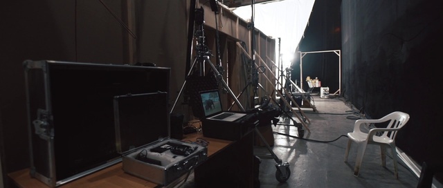 Video Reference: Computer, Audio equipment, Laptop, Gas stove, Personal computer, Musical instrument accessory, Machine, Entertainment, Electronic instrument, Event