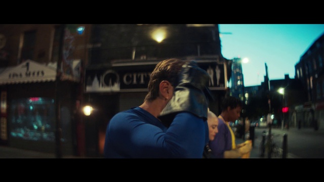 Video Reference: Flash photography, Lighting, Gesture, Sky, Midnight, Fun, Electric blue, Eyewear, City, Event