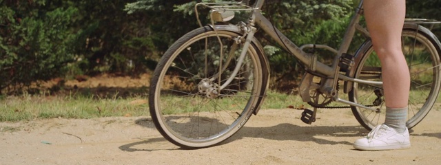 Video Reference: Bicycle, Tire, Wheel, Bicycles--Equipment and supplies, Crankset, Bicycle frame, Bicycle handlebar, Bicycle tire, Bicycle hub, Hub gear