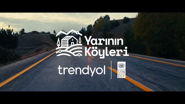 Video Reference: Sky, Cloud, Motor vehicle, Tree, Road surface, Asphalt, Vehicle, Plant, Mode of transport, Natural landscape