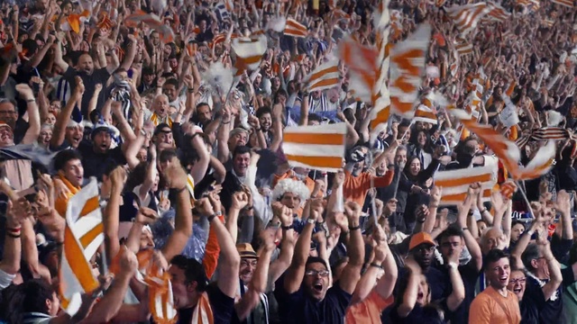 Video Reference: Muscle, Product, World, Fan, Gesture, Crowd, T-shirt, Flag, Event, Team