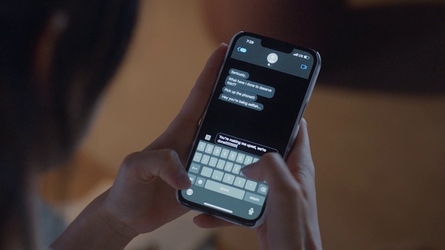Video Reference: Mobile phone, Telephony, Communication Device, Portable communications device, Mobile device, Gesture, Gadget, Smartphone, Telephone, Cellular network