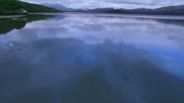 Video Reference: Water, Cloud, Sky, Water resources, Atmosphere, Mountain, Blue, Natural landscape, Lake, Highland