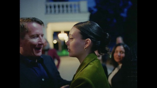 Video Reference: Smile, Flash photography, Event, Happy, Fashion design, Fun, Conversation, Formal wear, Performance, Job