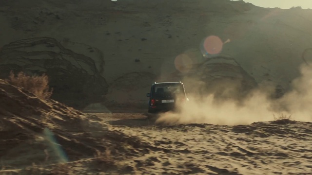 Video Reference: Tire, Car, Land vehicle, Wheel, Vehicle, Ecoregion, Automotive tire, Nature, Mode of transport, Automotive lighting