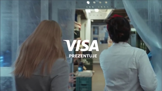 Video Reference: Joint, Sleeve, Street fashion, Customer, T-shirt, Event, Fashion design, Elbow, Glass, City