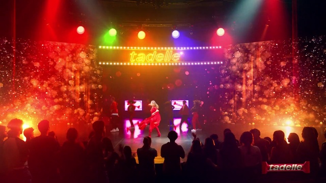 Video Reference: Concert, Light, Musician, Entertainment, Music, Performing arts, Artist, Visual effect lighting, Fun, Magenta