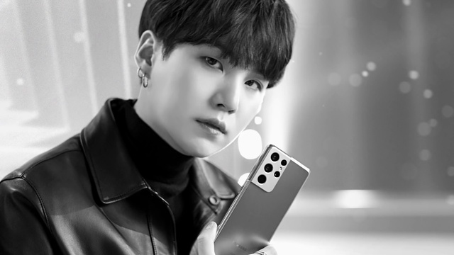 Video Reference: Face, Lip, Eyebrow, Eye, Musical instrument, Eyelash, Mobile phone, Black, Neck, Communication Device