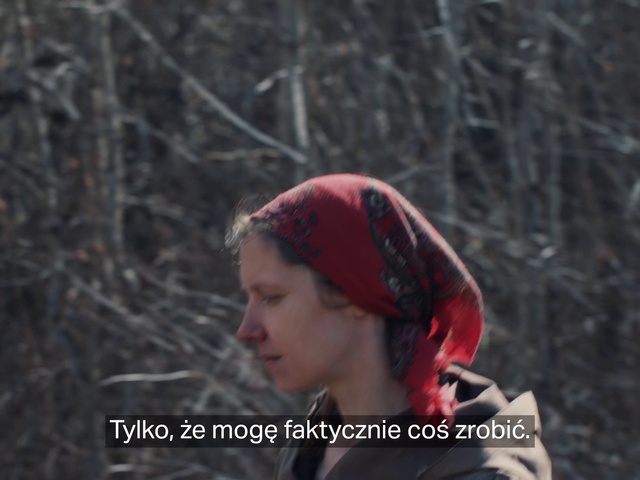 Video Reference: Plant, Flash photography, Cap, Headgear, People in nature, Tree, Recreation, Grass, Audio equipment, Fur