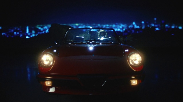 Video Reference: Window, Car, Vehicle, Automotive lighting, Hood, Automotive design, Bumper, Headlamp, Personal luxury car, Porsche 911