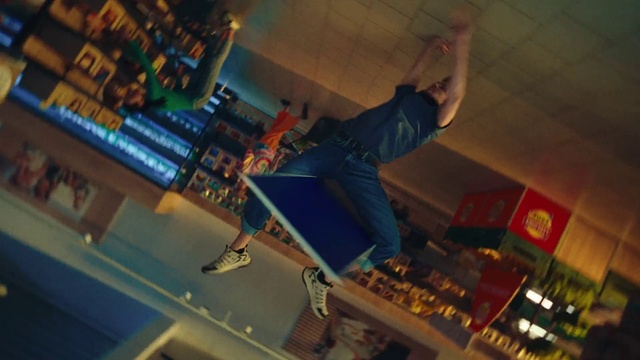 Video Reference: Recreation, Leisure, Fun, Sneakers, Sports, Indoor games and sports, Rolling, Games, Competition event, Competition