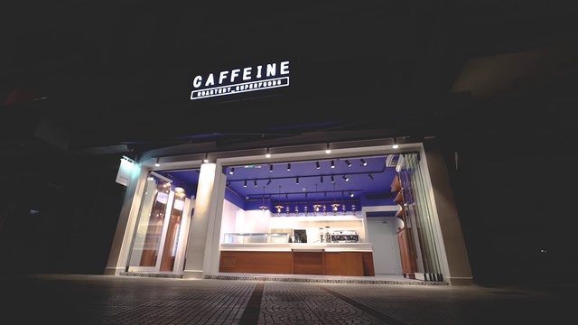 Video Reference: Automotive design, Building, Vehicle, Gas, Electricity, Event, Facade, Electric blue, Darkness, Flooring