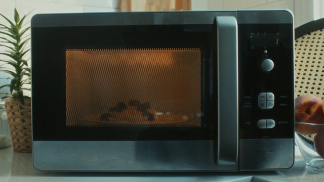 Video Reference: Home appliance, Gadget, Rectangle, Gas, Wood, Electronic device, Display device, Multimedia, Heat, Oven