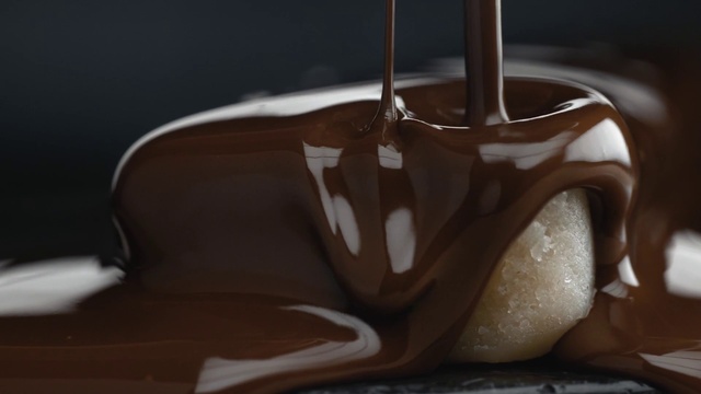 Video Reference: Food, Ingredient, Wood, Cuisine, Dish, Dessert, Liquid, Sweetness, Recipe, Fast food