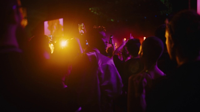 Video Reference: Plant, Purple, Lighting, Entertainment, Concert, Music, Violet, Visual effect lighting, Magenta, Performing arts