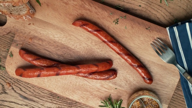 Video Reference: Food, Ingredient, Animal product, Wood, Cuisine, Kitchen utensil, Tableware, Fish, Dish, Meat