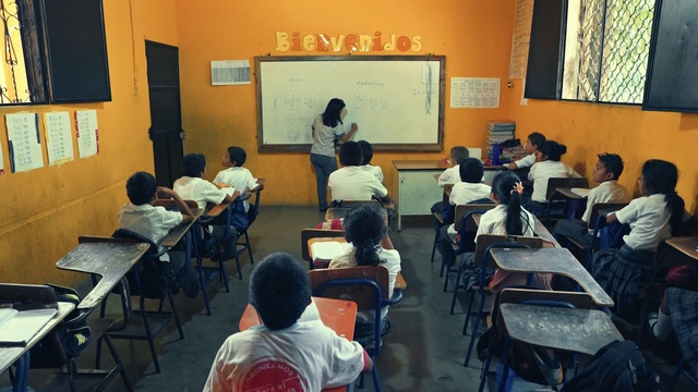 Video Reference: Furniture, Chair, Building, Table, People, Service, T-shirt, Technology, Class, Event