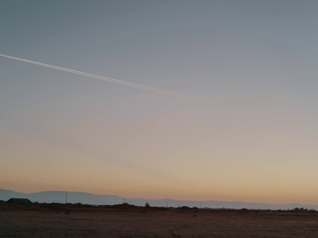 Video Reference: Sky, Atmosphere, Ecoregion, Afterglow, Cloud, Atmospheric phenomenon, Horizon, Landscape, Plain, Sunrise