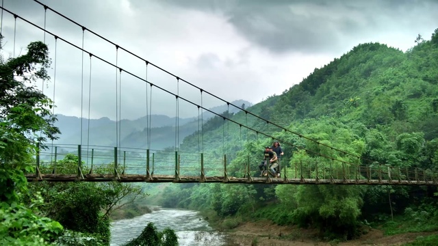 Video Reference: Cloud, Water, Plant, Sky, Water resources, Mountain, Ecoregion, Tree, Natural landscape, Vegetation