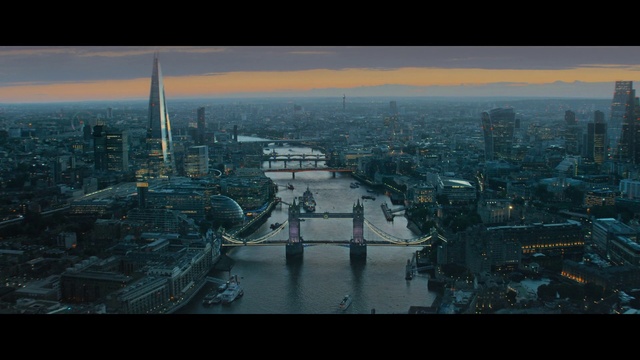 Video Reference: Water, Building, Daytime, Skyscraper, World, Sky, Tower block, Tower, Urban design, Condominium