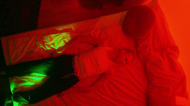 Video Reference: Orange, Magenta, Tints and shades, Comfort, Event, Pattern, Carmine, Room, Visual effect lighting, Ceiling