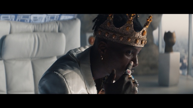 Video Reference: Gesture, Military person, Headgear, Flash photography, Headpiece, Helmet, Jewellery, Hat, Art, Event