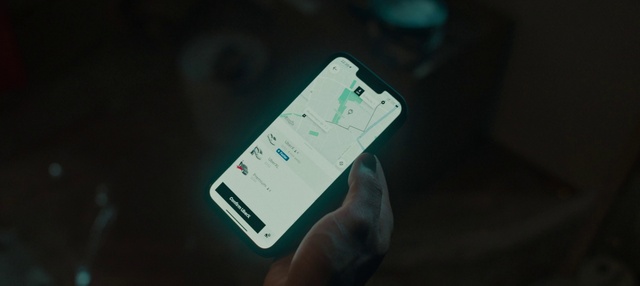 Video Reference: Hand, Mobile phone, Telephony, Communication Device, Gesture, Telephone, Portable communications device, Gadget, Mobile device, Thumb