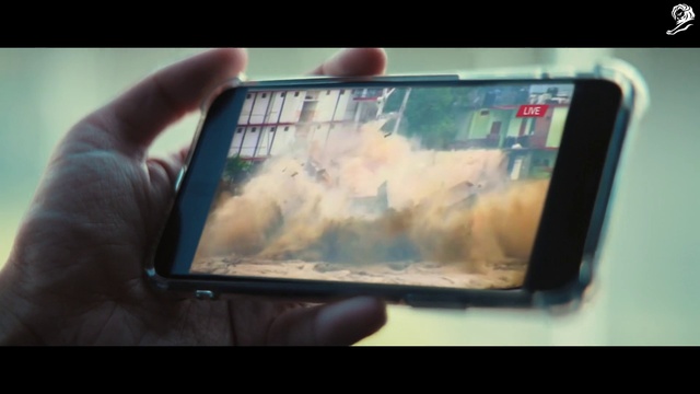 Video Reference: Mobile phone, Portable communications device, Mobile device, Communication Device, Gesture, Finger, Telephony, Material property, Gadget, Display device