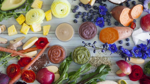 Video Reference: Natural foods, Leaf vegetable, Recipe, Ingredient, Cuisine, Food group, Food, Vegetable, Plum tomato, Sweetness